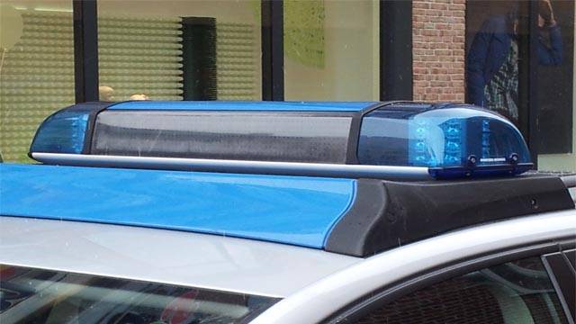 Polizei Schwerin sucht Zeugen nach Aufbruch eines Transporters | 1