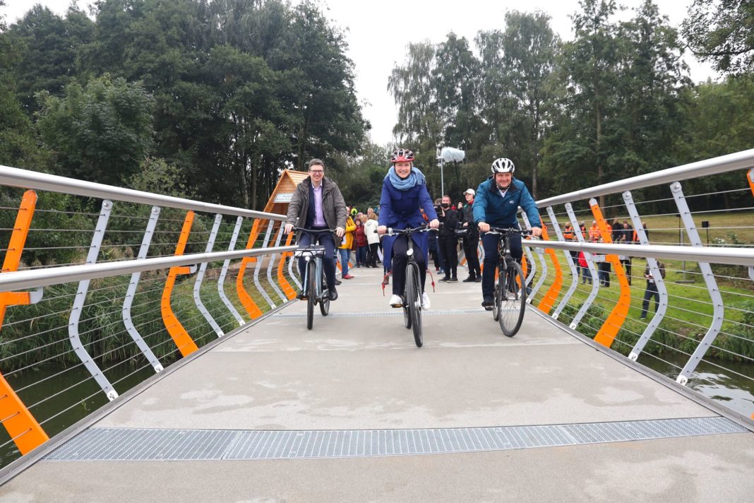 Einweihung der neuen Radbrücke zwischen Dwang und Krösnitz | 1