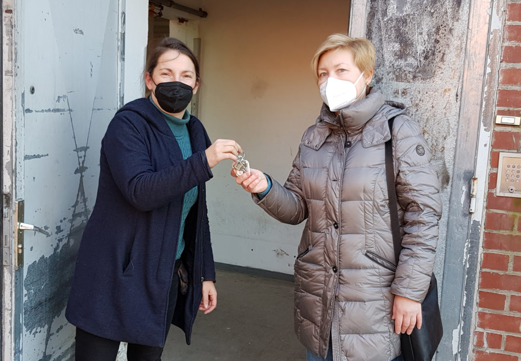 Spendenannahme ab sofort in der alten Post am Berliner Platz | 1