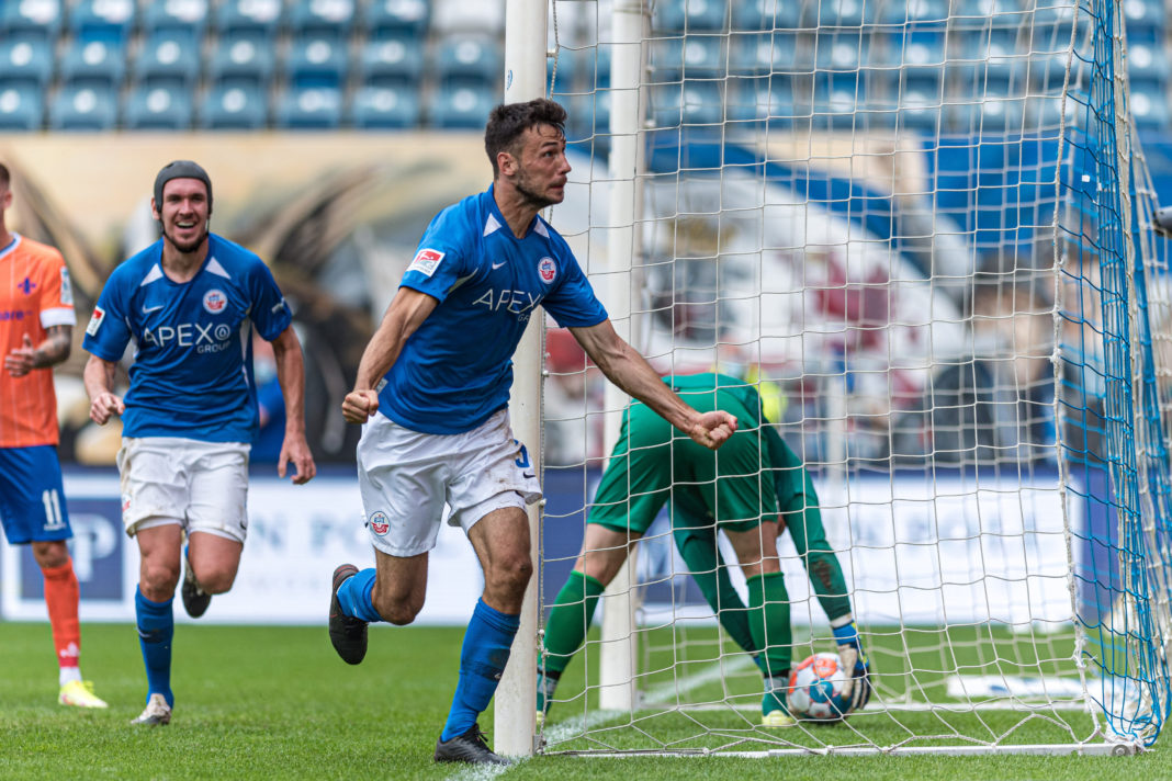 F.C. Hansa Rostock verpflichtet Lukas Fröde bis 2023 | 1