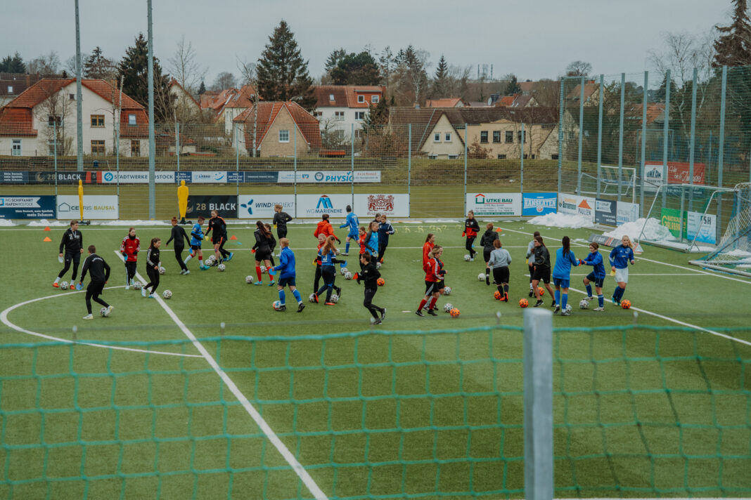 Weitere Sichtungstermine für Frauen- und Mädchenteams beim F.C. Hansa | 1