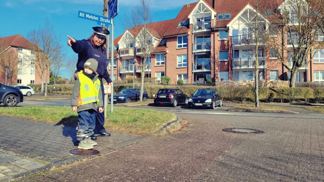 Schweriner Polizisten unterwegs in Kindergärten | 1