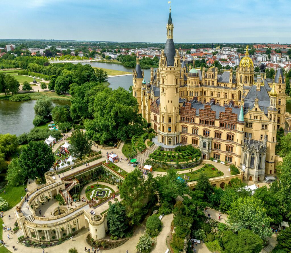 Schlossfest in Schwerin lädt zur Zeitreise ein SNAKTUELL