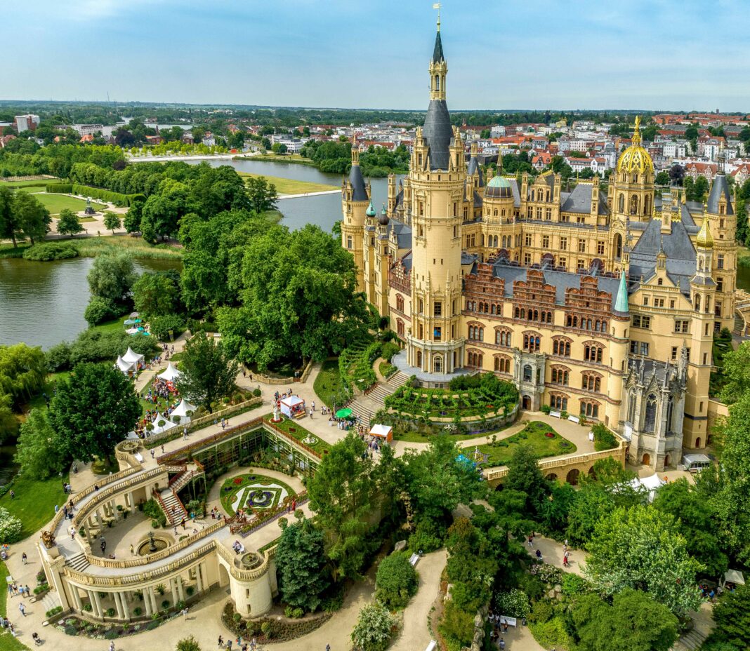 Schlossfest in Schwerin lädt zur Zeitreise ein | 1