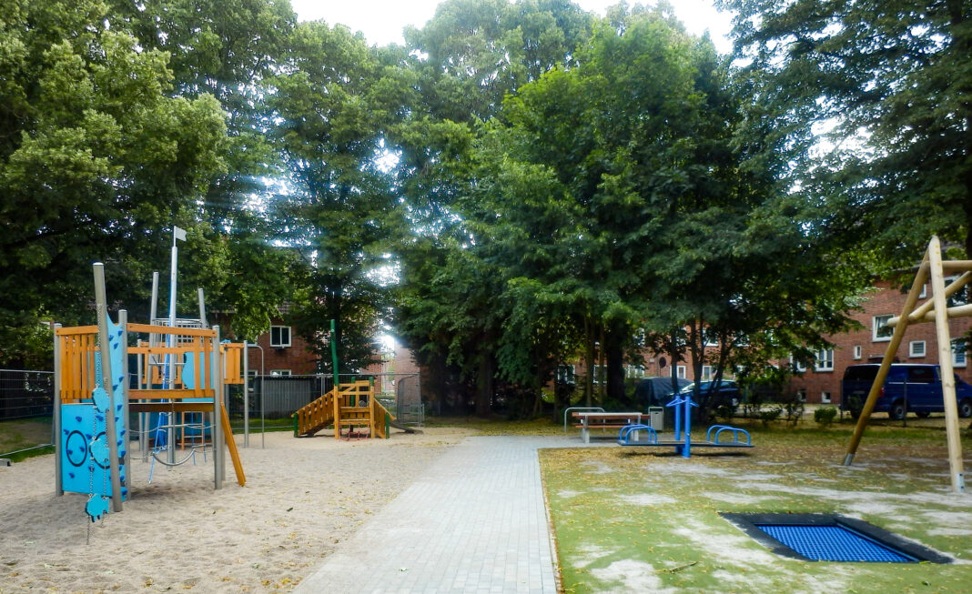 Neuer Spielplatz in Schwerin eröffnet | 1