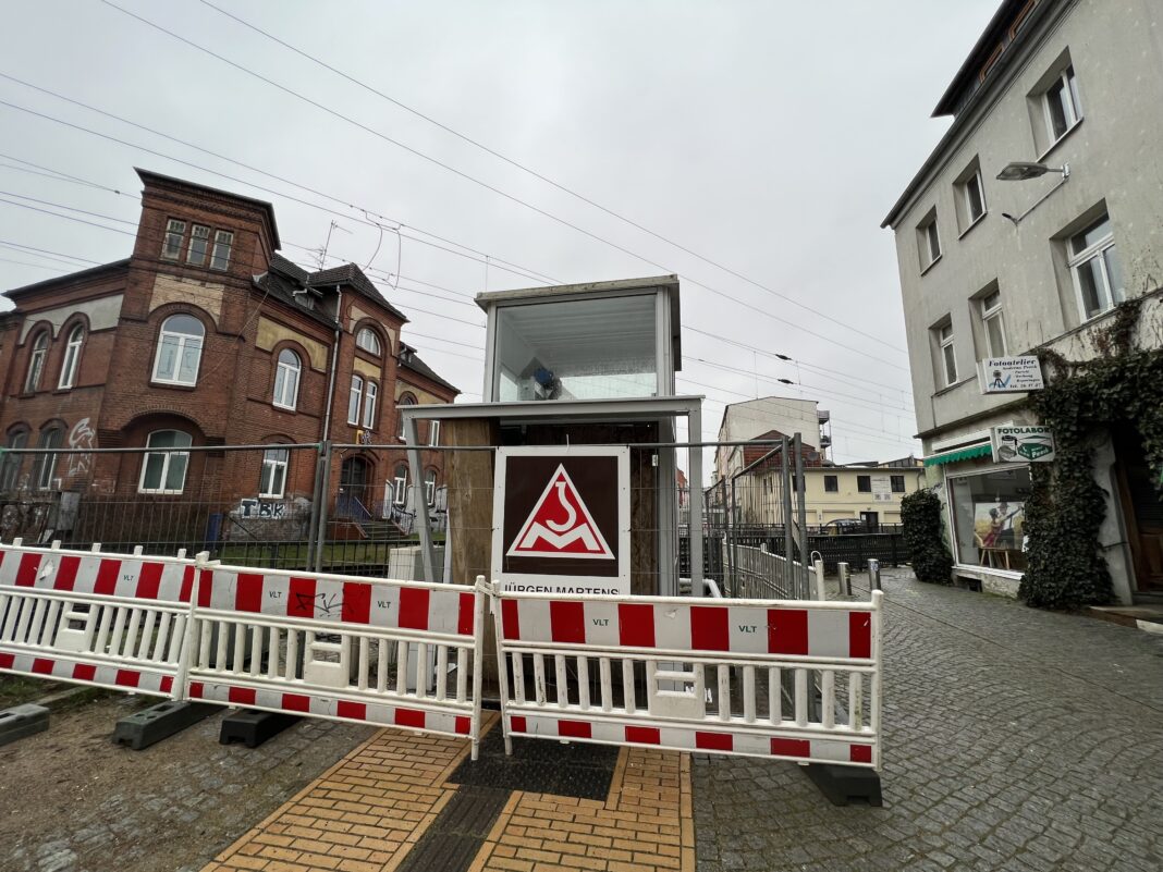 Bahnunterführung Lübecker Straße: Erneuerung der Fahrstühle bald abgeschlossen | 1