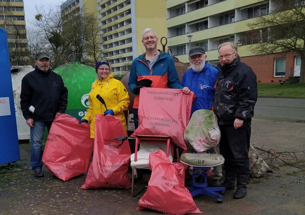 Frühjahrsputz auf dem Großen Dreesch | 1