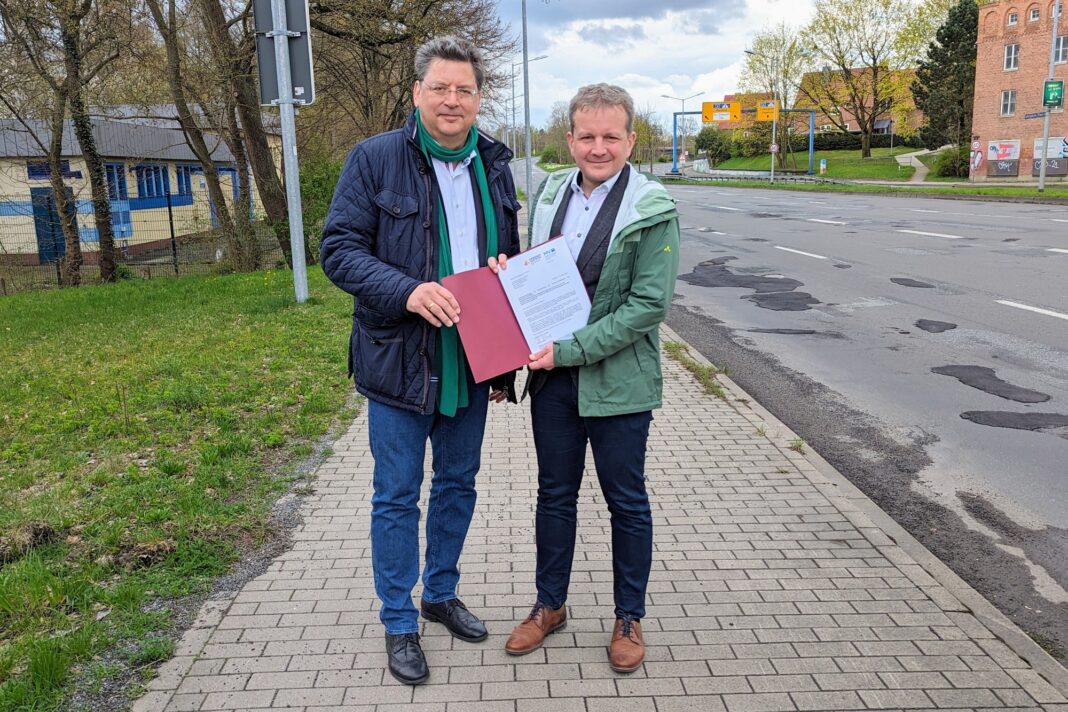 Fahrbahninstandsetzung der Ludwigsluster Chaussee | 1