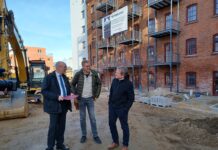 Innenminister übergibt Zuwendungsbescheid für 44 Sozialwohnungen