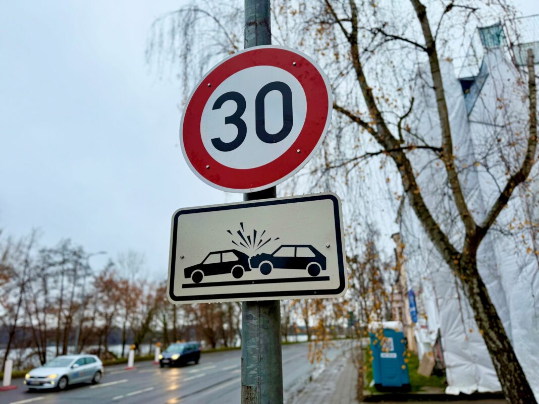 30 kmh_Ostorfer_Ufer_Demmlerstraße_2©Landeshauptstadt Schwerin_Mareike Diestel