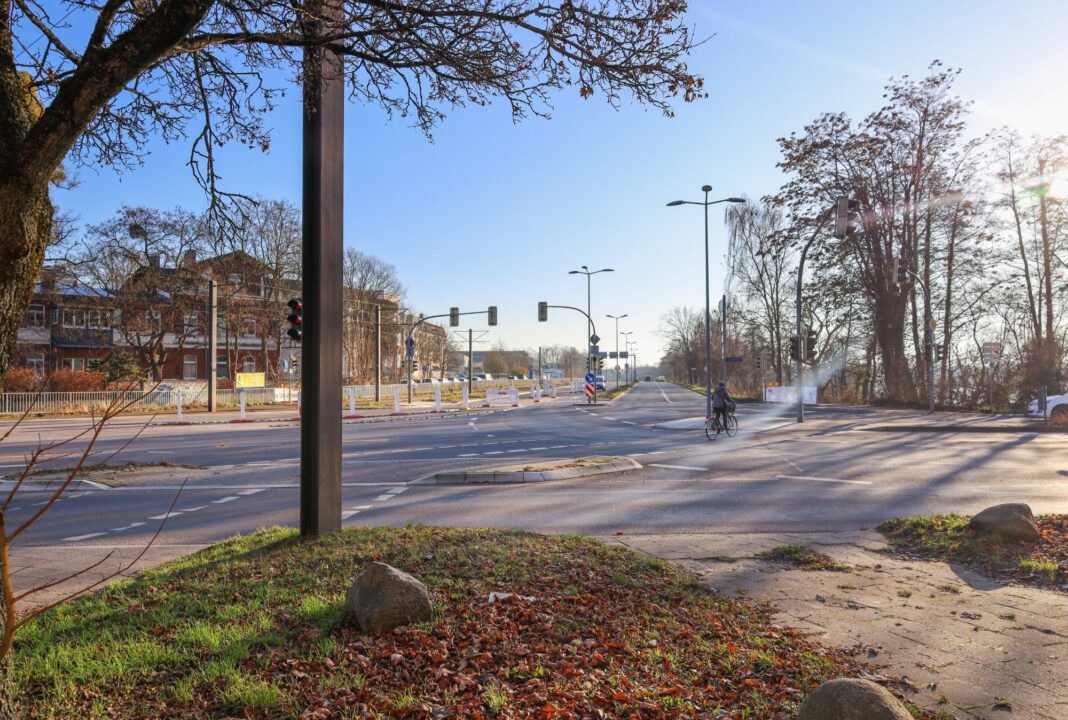 Ostorfer_Ufer_Kreuzung_eins_c_maxpress