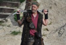 Tim Forssmann kehrt als Billy Bones aufs Piraten Action Open Air Theater zurück