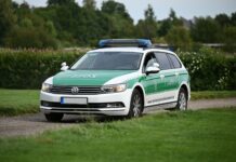 Gemeinsamer Behördeneinsatz: Razzia und Verbundkontrollen in Schweriner Spätshops