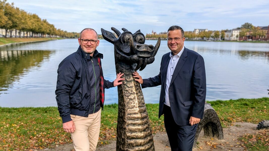 Vorsitzender KRG Michael Nowack (li) und Oberbürgermeister Sebastian Ehlers (re)_©LHS
